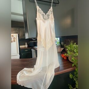 White vintage night gown